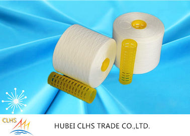 Putih 100 Persen Perawan Spun Polyester benang dalam kerucut kertas atau kerucut plastik