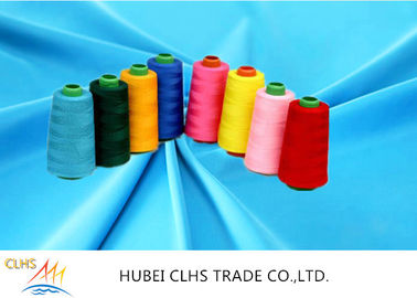 Dicelup Ring Spinning Polyester Core Spun Thread Untuk Janes / Sepatu, Thread Polyester Disesuaikan Untuk Mesin Jahit
