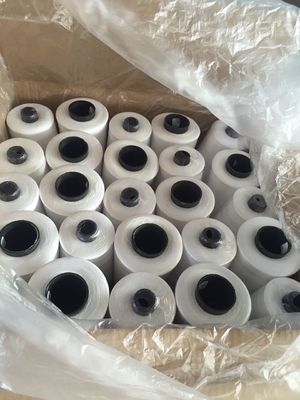 Warna Putih 40/2 Benang Jahit Polyester Untuk Pakaian