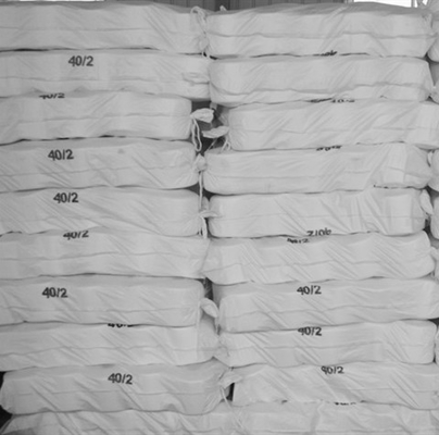 20s, 30s, 40s mentah Putih 100% Polyester Ring Spun Yarn Harga pabrik