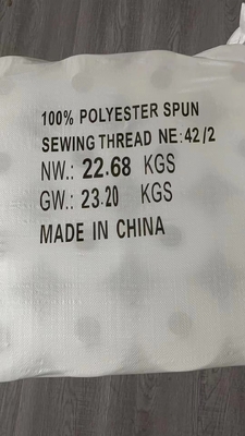 42/2 Bahan baku Putih 100% Polyester Spun Yarn Untuk Benang Jahit