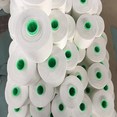 100% Polyester Ring Spun Yarn Untuk Jahit 40/2 40/3 42/2 Ringan Semi-Bull