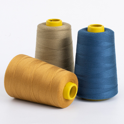 Tenaga Tinggi 40/2 100% Spun Polyester Sewing Thread Untuk Overlock Thread