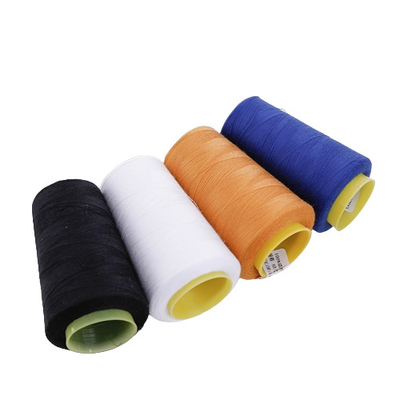 Warna Disesuaikan 45/2 Benang Jahit Polyester Dengan Kekuatan Tinggi Dan Kemasan Normal