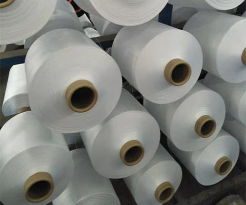 AA / A Grade 200D / 96F 100% Polyester Menggambar Benang Tekstur Mentah Putih Hitam