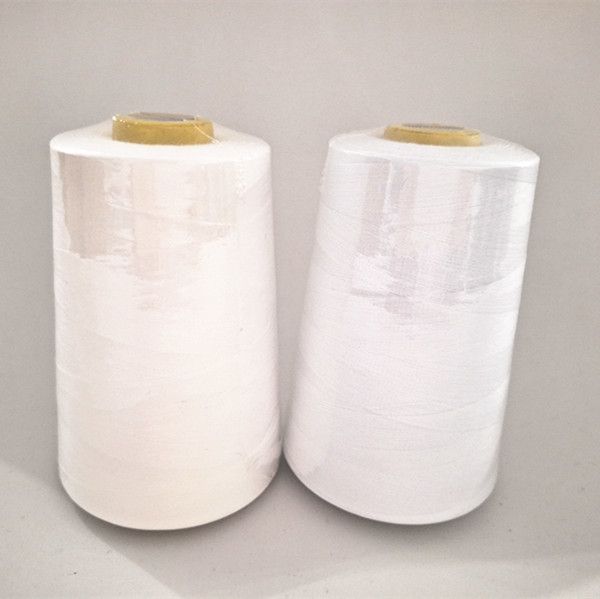Warna Putih 40/2 Benang Jahit Polyester Untuk Pakaian